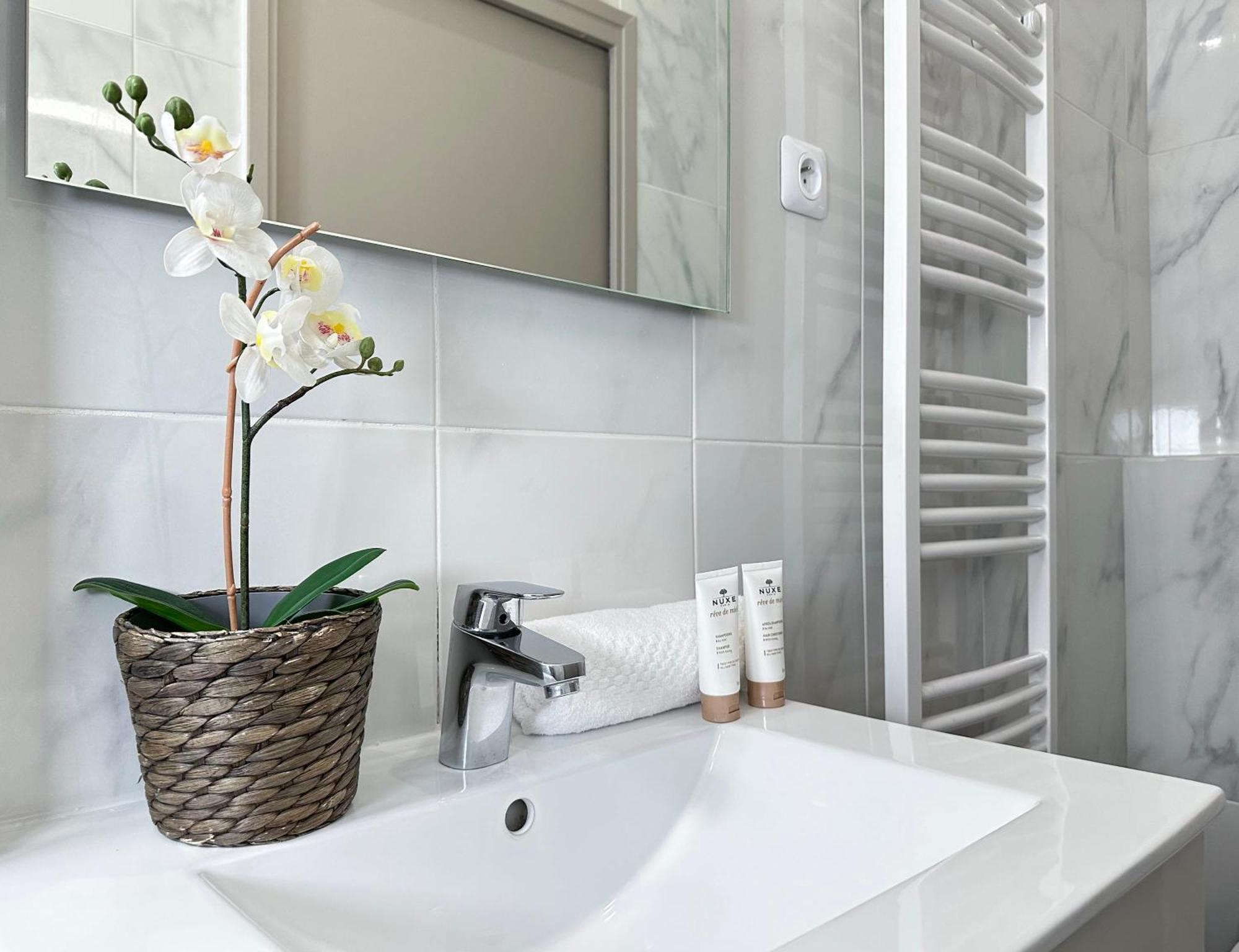 Appartamento Spacious In Saint-germain-des-pres Parigi